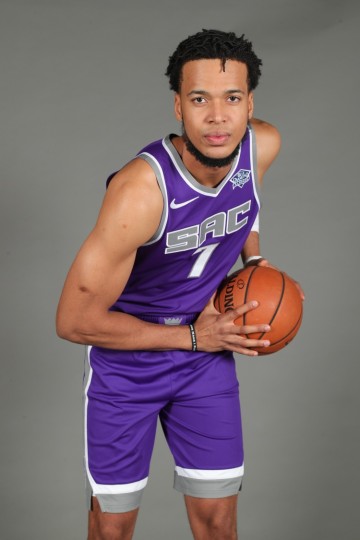 PG电子试玩游戏-G联赛场均19+8！Shams：奇才与前28号秀拉比希埃签下10天短合同