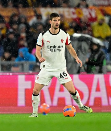 PG电子试玩游戏-加比亚发文激励米兰，呼吁球队齐心协力前进|AC米兰|达科·加比|意甲联赛|AC米兰赛事_新浪体育_新浪新闻